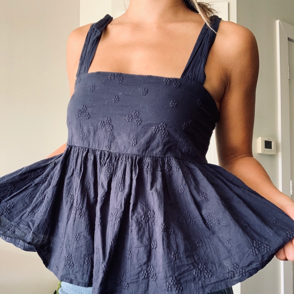 Blue should tie summer top